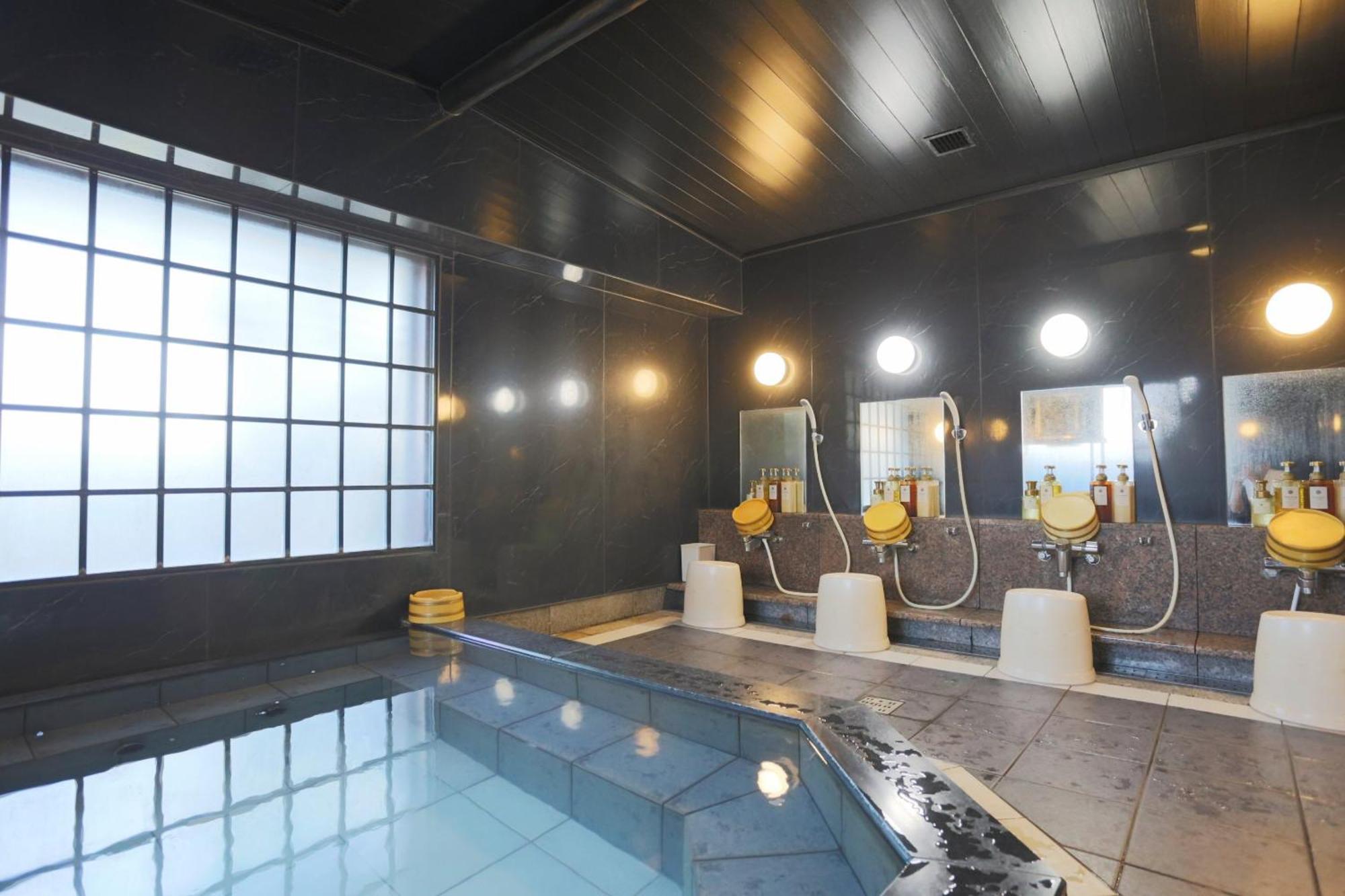 Hotel Castle Inn Suzuka Bagian luar foto