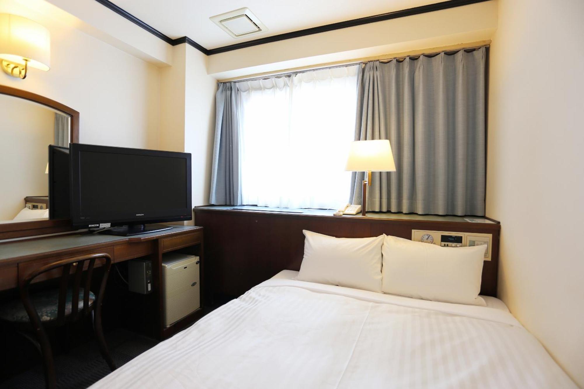 Hotel Castle Inn Suzuka Bagian luar foto